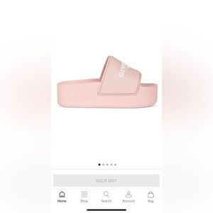 BNIB Givenchy Logo Slide Platform sandals 💕 size 38
